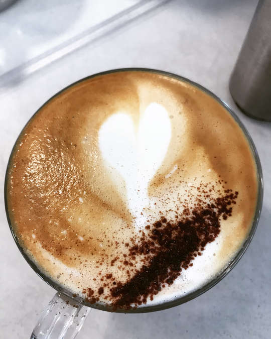 Öffnungszeiten im Eiscafé „ To Go „ während Corona