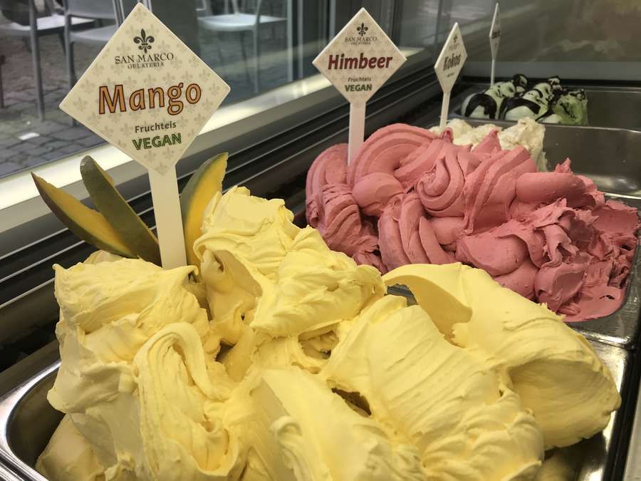 Veganes Frucht - Eis im San Marco